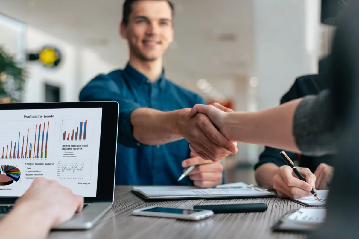 Japandi: Harmonia Wschodu i Zachodu w Nowoczesnym Wnętrzu