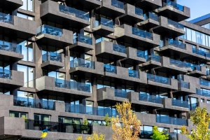 Projektowanie domów: Kluczowe zasady, które należy znać przed budową wymarzonego lokum